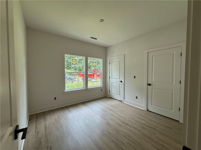 32 Dumfries Drive, Bella Vista, AR 72715