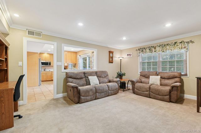 1 Haskel Court, Stony Brook, NY 11790