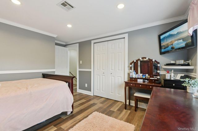 1 Haskel Court, Stony Brook, NY 11790