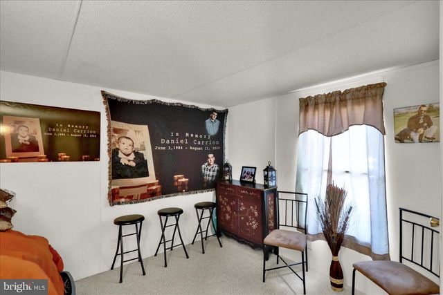 102 BRIDLEWOOD CT S, Lancaster, PA 17603