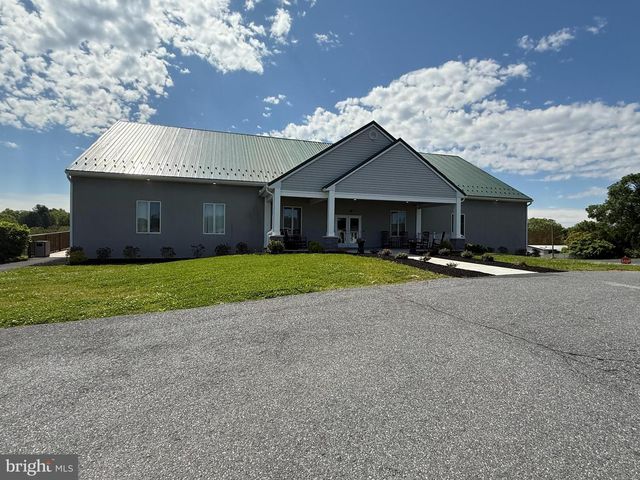 102 BRIDLEWOOD CT S, Lancaster, PA 17603