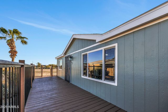 2000 S APACHE Road 220, Buckeye, AZ 85326