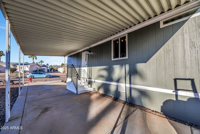 2000 S APACHE Road 220, Buckeye, AZ 85326