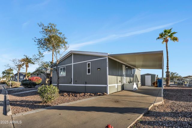 2000 S APACHE Road 220, Buckeye, AZ 85326