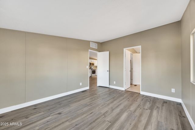 2000 S APACHE Road 220, Buckeye, AZ 85326