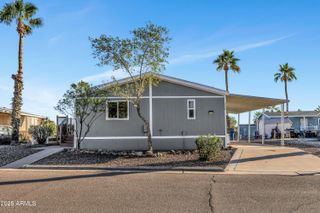 2000 S APACHE Road 220, Buckeye, AZ 85326