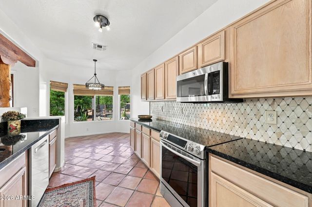 37836 N 4TH Street, Phoenix, AZ 85086