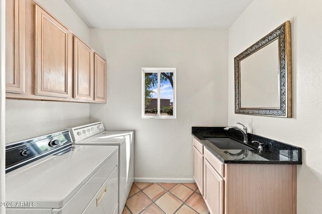 37836 N 4TH Street, Phoenix, AZ 85086