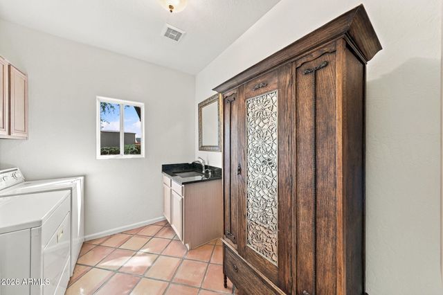 37836 N 4TH Street, Phoenix, AZ 85086