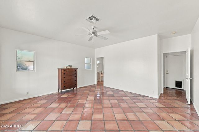 37836 N 4TH Street, Phoenix, AZ 85086