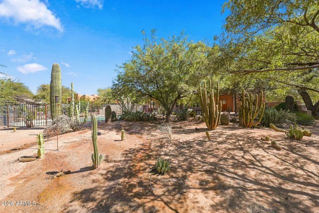 37836 N 4TH Street, Phoenix, AZ 85086