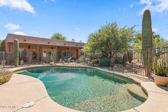 37836 N 4TH Street, Phoenix, AZ 85086