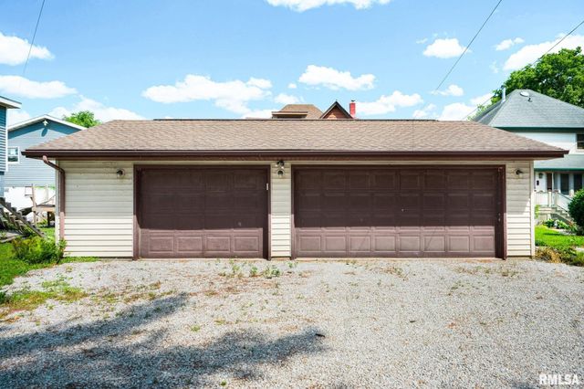 1219 N 4TH Street, Chillicothe, IL 61523