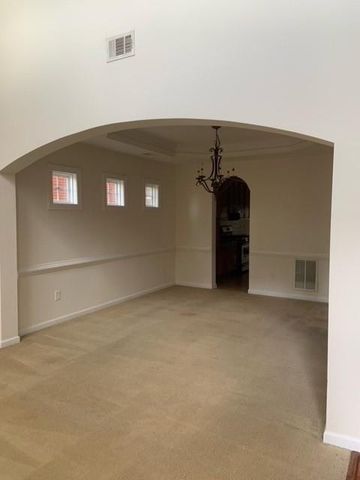 2733 Normandy Ridge, Lawrenceville, GA 30044
