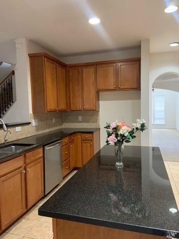 2733 Normandy Ridge, Lawrenceville, GA 30044