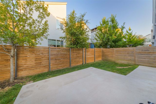 801 N Bluff DR 29, Austin, TX 78745