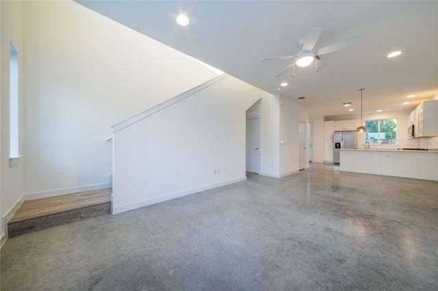 801 N Bluff DR 29, Austin, TX 78745