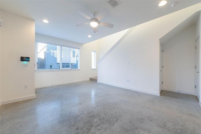 801 N Bluff DR 29, Austin, TX 78745