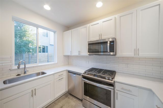 801 N Bluff DR 29, Austin, TX 78745