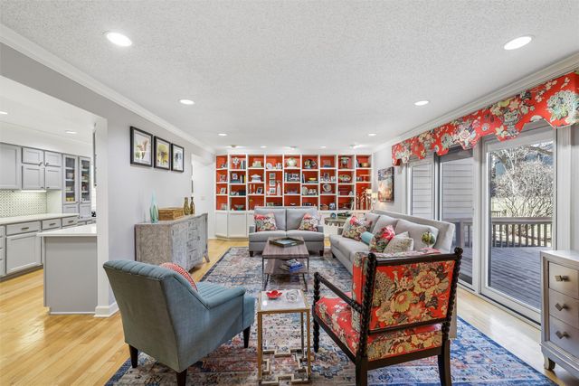 4817 Cedar Drive, West Des Moines, IA 50266