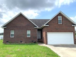 123 Elise Cir, Tullahoma, TN 37388