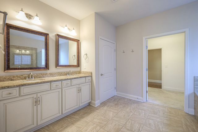 5003 Rizer Point Dr, Franklin, TN 37069