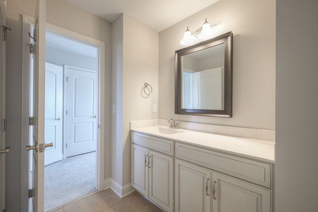 5003 Rizer Point Dr, Franklin, TN 37069