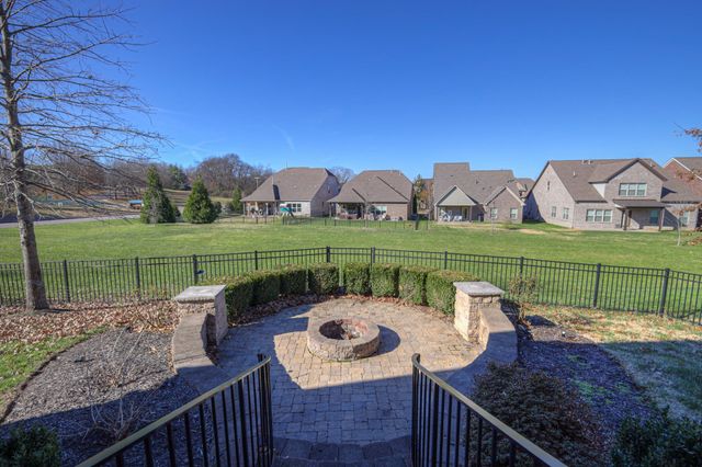5003 Rizer Point Dr, Franklin, TN 37069