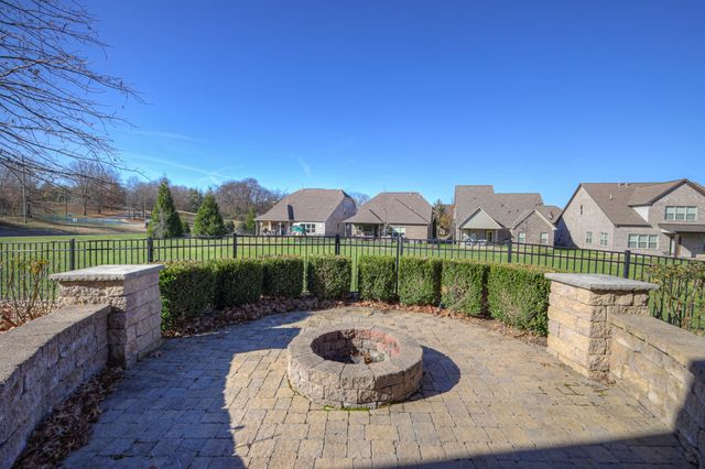 5003 Rizer Point Dr, Franklin, TN 37069