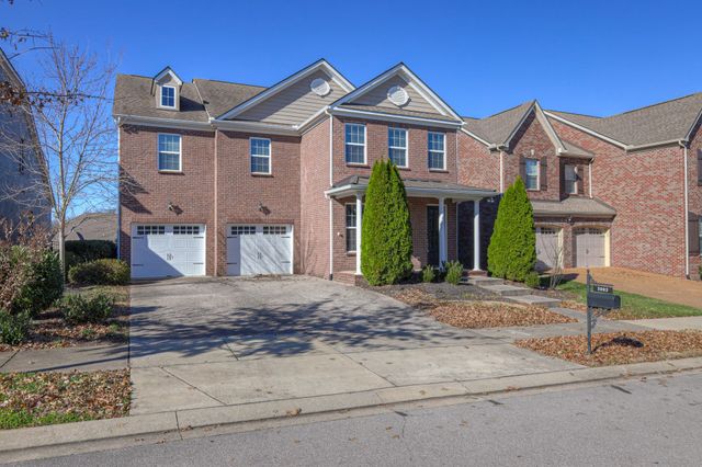 5003 Rizer Point Dr, Franklin, TN 37069