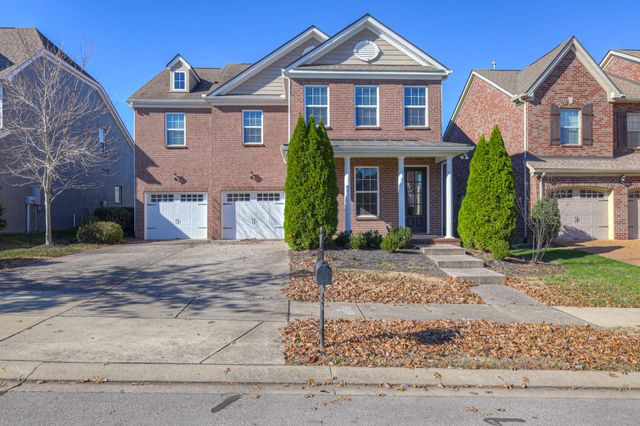 5003 Rizer Point Dr, Franklin, TN 37069