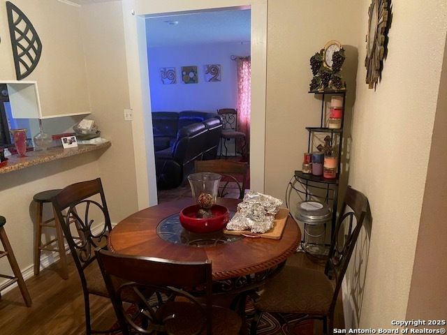 2406 Roseville, Kirby, TX 78219