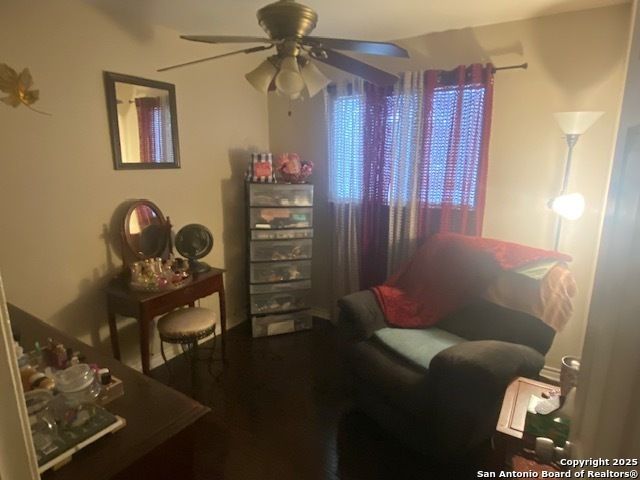 2406 Roseville, Kirby, TX 78219