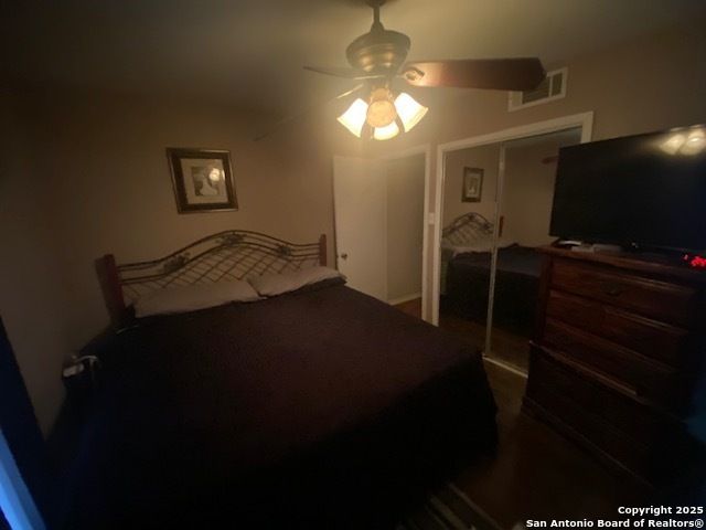 2406 Roseville, Kirby, TX 78219