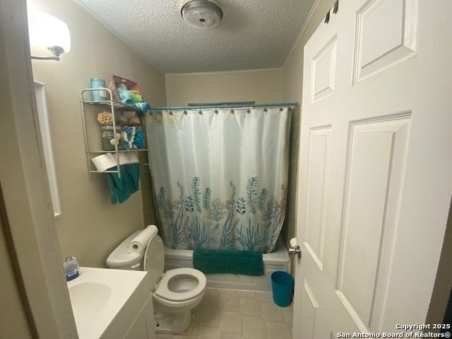 2406 Roseville, Kirby, TX 78219