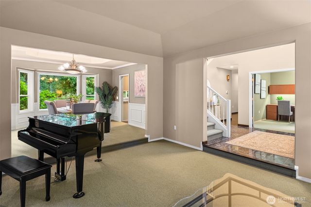 23401 82nd Avenue SE, Woodinville, WA 98072