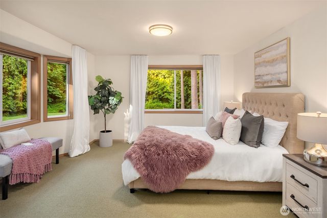 23401 82nd Avenue SE, Woodinville, WA 98072