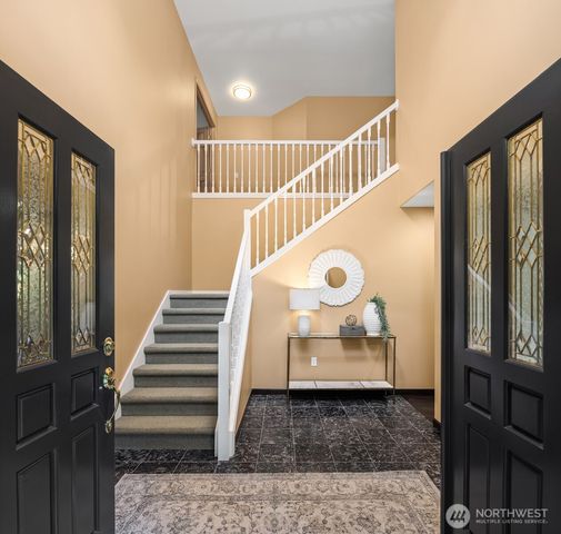 23401 82nd Avenue SE, Woodinville, WA 98072