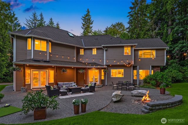 23401 82nd Avenue SE, Woodinville, WA 98072