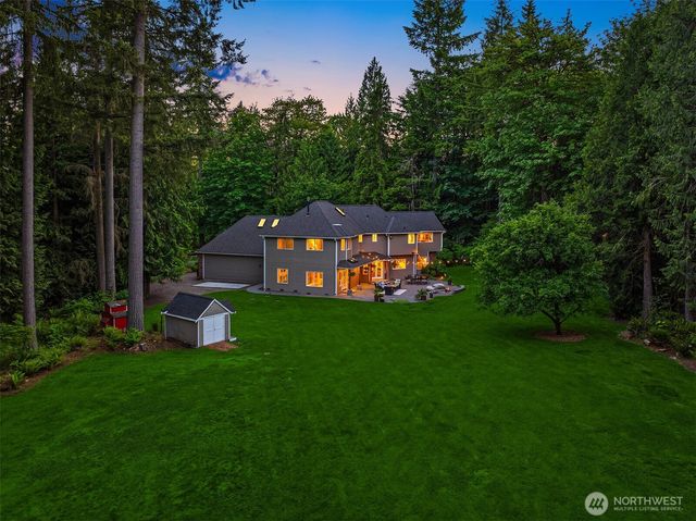 23401 82nd Avenue SE, Woodinville, WA 98072