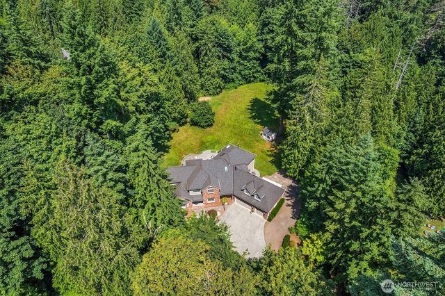 23401 82nd Avenue SE, Woodinville, WA 98072
