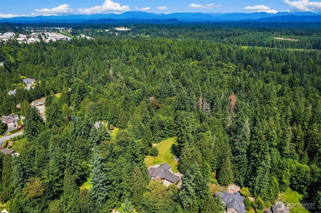 23401 82nd Avenue SE, Woodinville, WA 98072