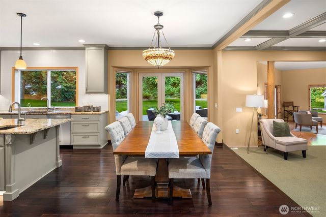 23401 82nd Avenue SE, Woodinville, WA 98072