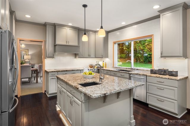 23401 82nd Avenue SE, Woodinville, WA 98072