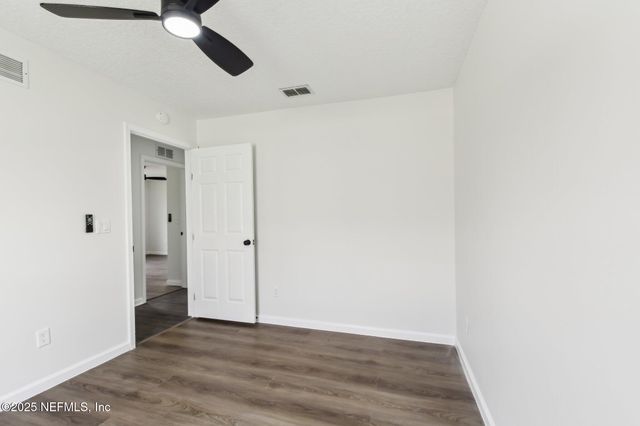 7843 INDIA Avenue, Jacksonville, FL 32211