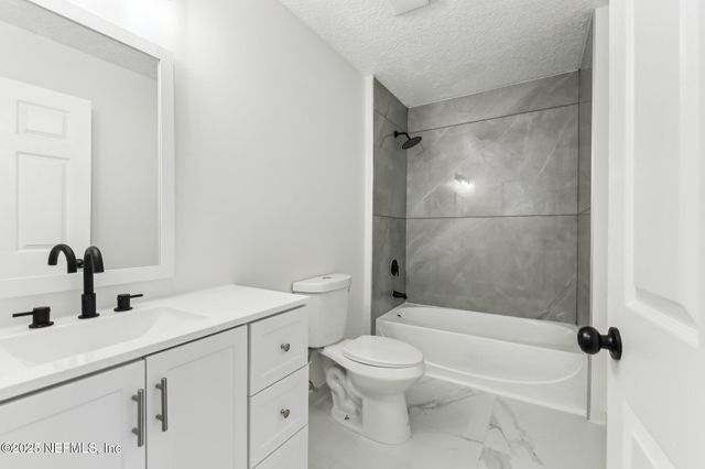 7843 INDIA Avenue, Jacksonville, FL 32211