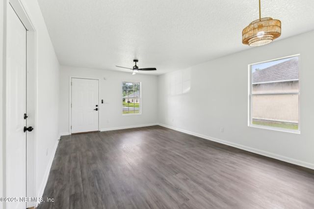 7843 INDIA Avenue, Jacksonville, FL 32211