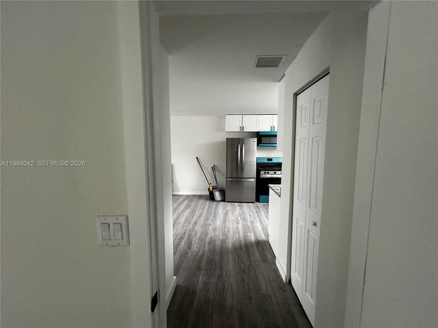 4429 SW 21st St 2, West Park, FL 33023