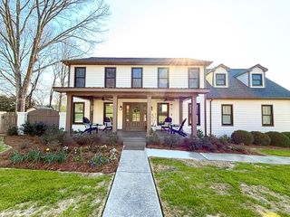 1700 NW Wellington Drive, Dalton, GA 30720