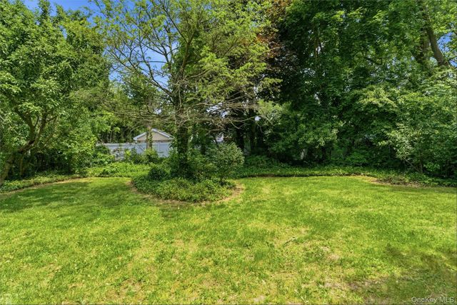 55 Corey Avenue, Blue Point, NY 11715